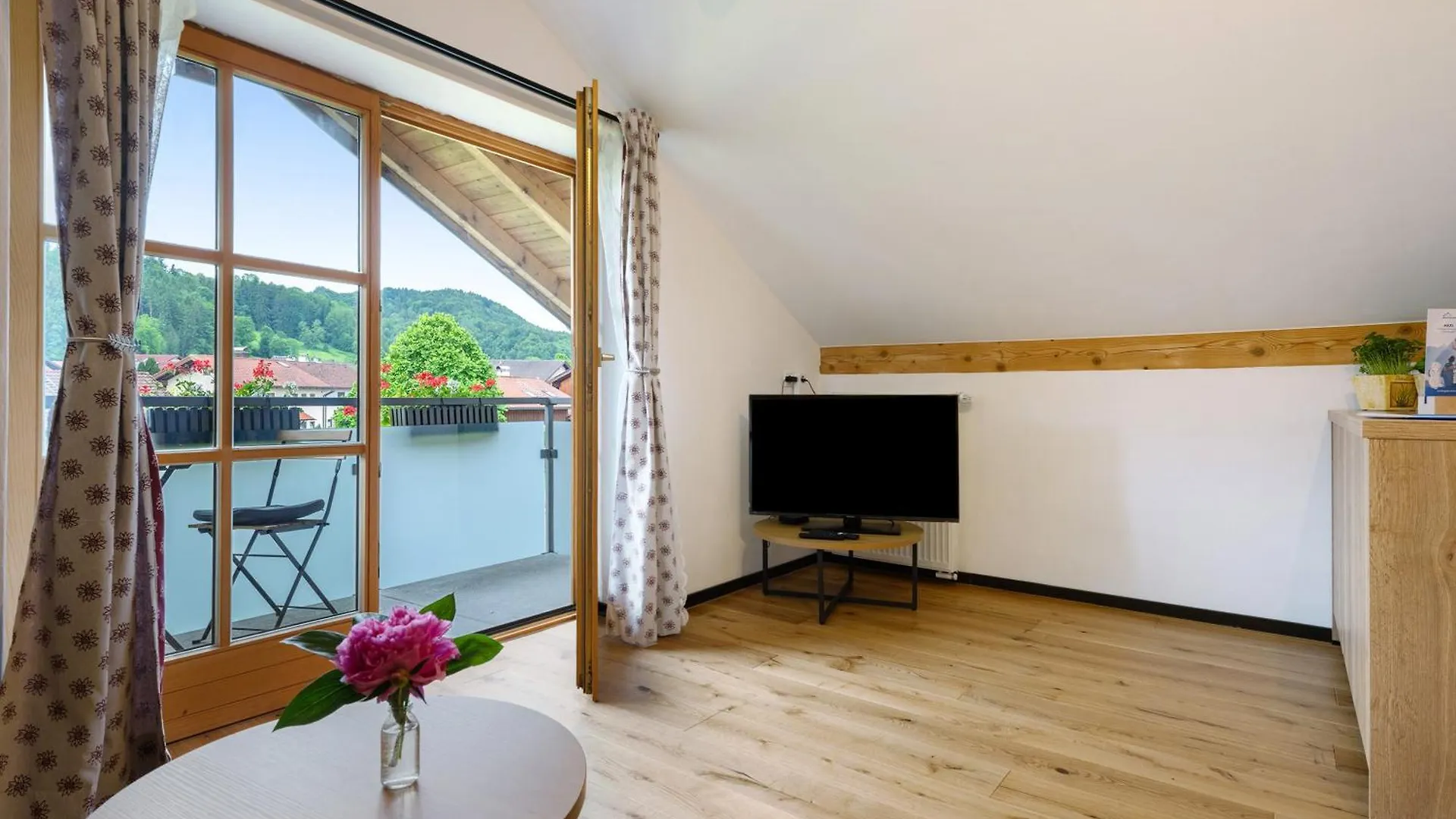 Ferienwohnung Am Teisenberg 泰森多夫 德国